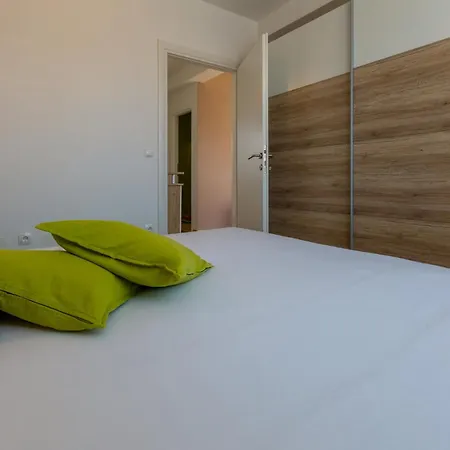 Apartment Emi. Crikvenica